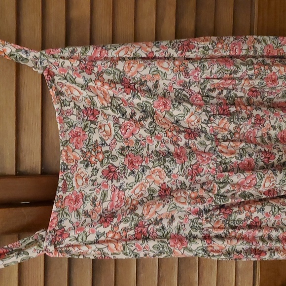 Flowy dress - Picture 2 of 4